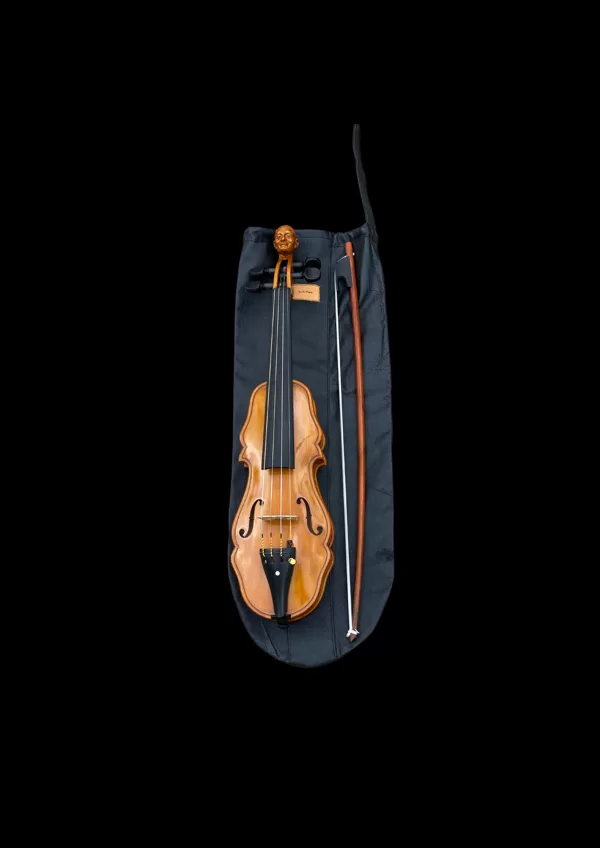Pocket violin, Pochette
